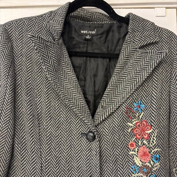 Wet Seal Womens Jacket Cropped Brown embroidered 2 buttons30% wool Size M - Picture 7 of 8